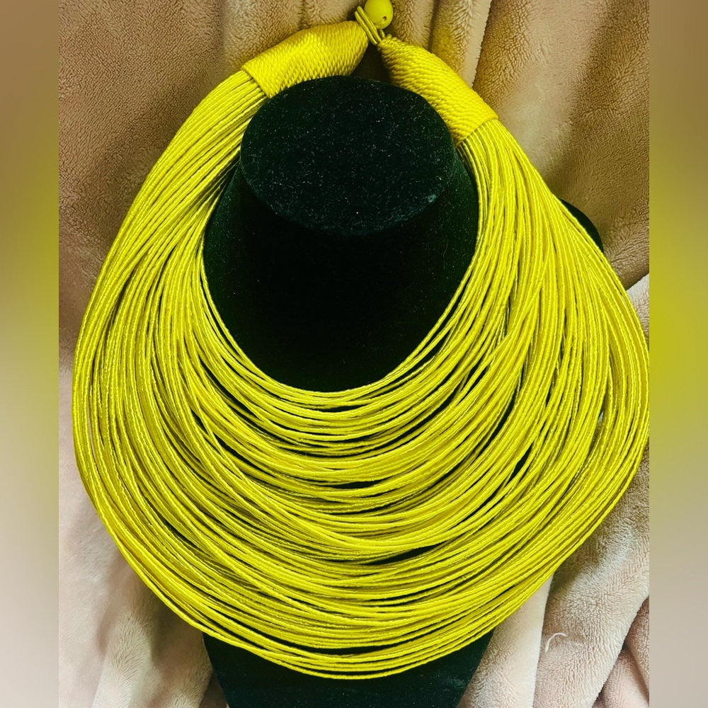 Vintage Sassy Jones Bright Yellow “Malika” multi-strand necklace💛